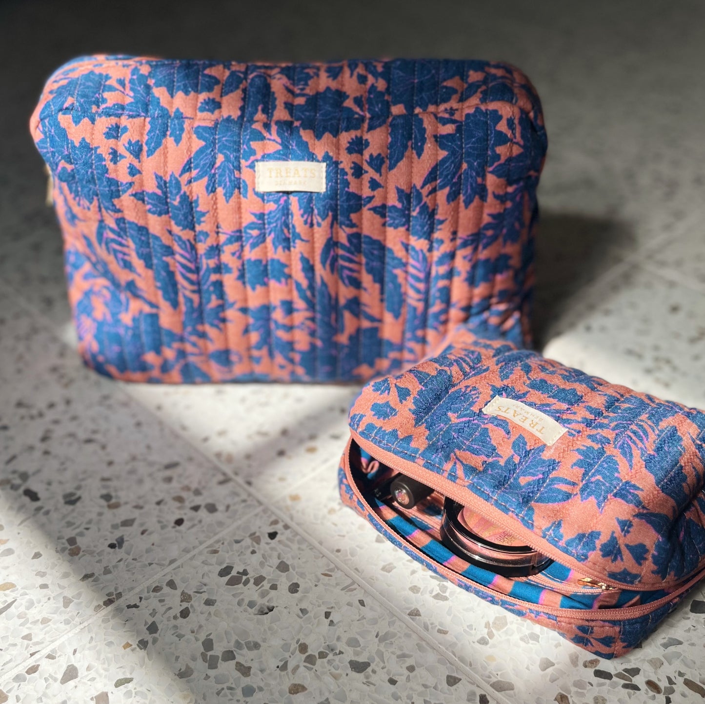 Treats Janne Toiletbags Blue Floral