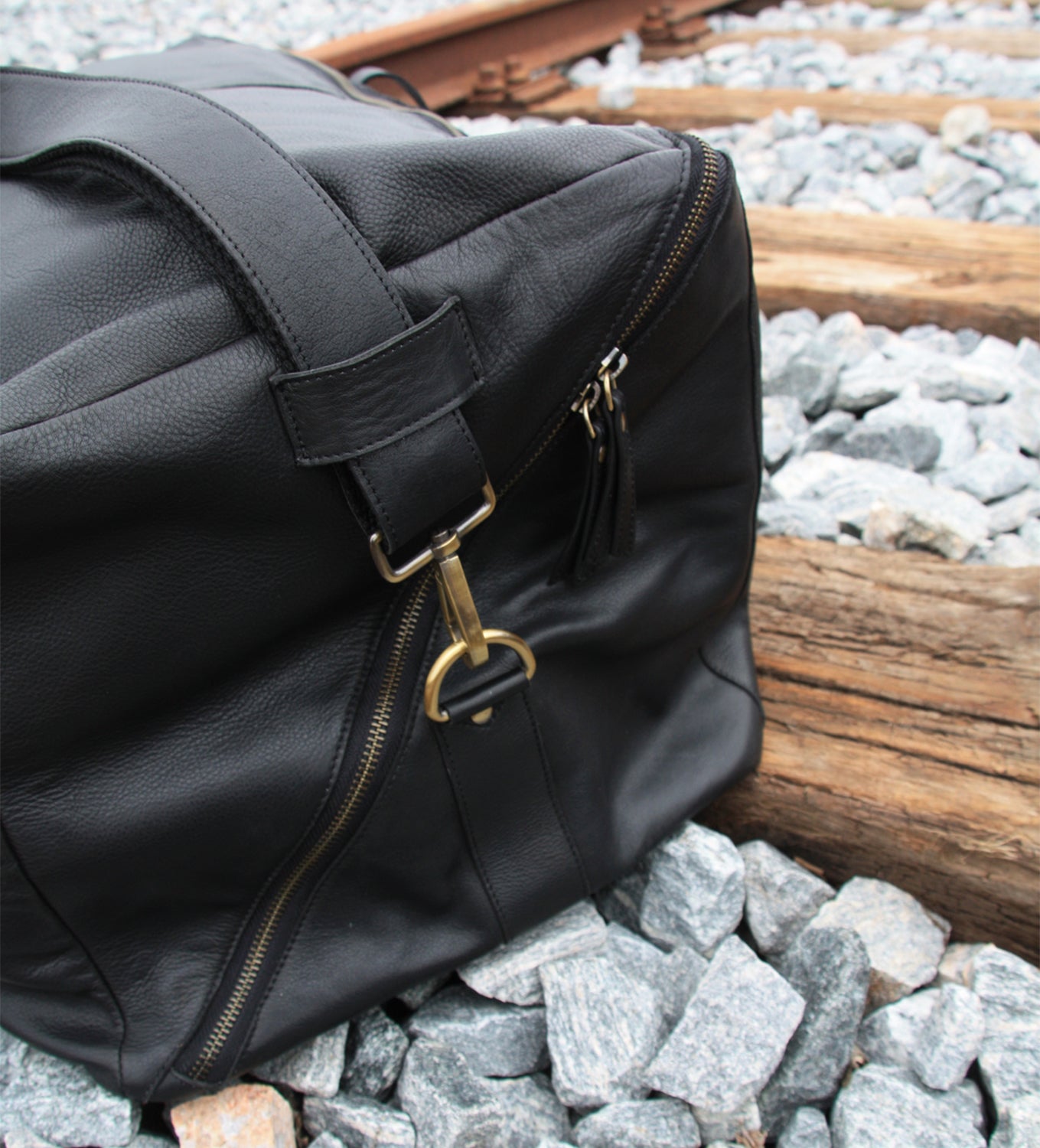 Treats Levi Bags Black
