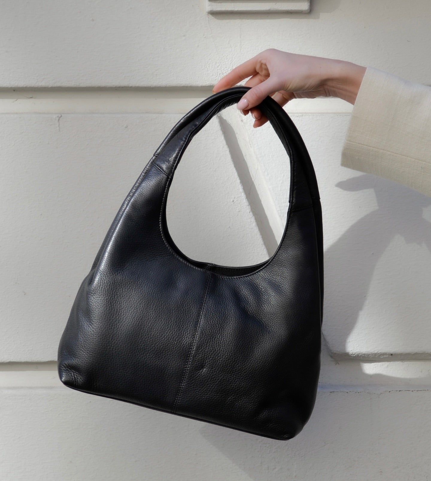 Treats Robin Bags Black