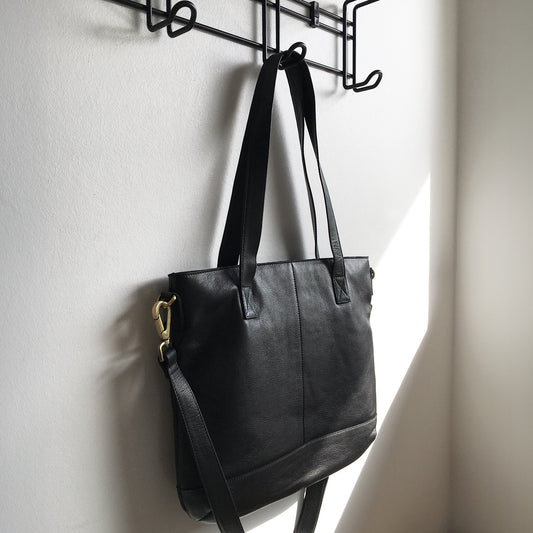 Treats Venla Bags Black